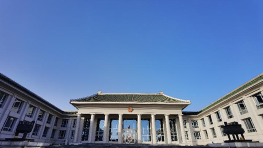 兩會(huì)新華社快訊：檢察機(jī)關(guān)依法懲治群眾身邊腐敗、新型腐敗、隱性腐敗