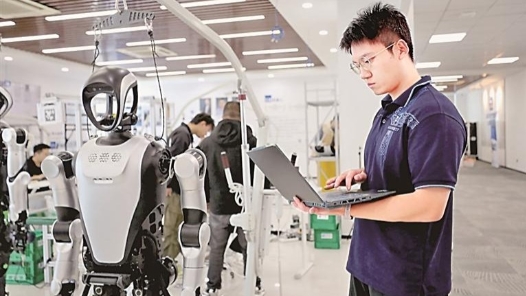 圓桌對(duì)話｜新職業(yè)潮涌，我們?nèi)绾螀⑴c其中