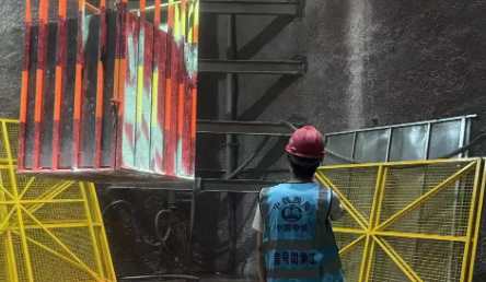 小螺栓穿上防護衣