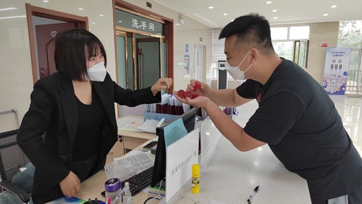 樹立和踐行正確政績觀｜陜西人社系統(tǒng)：讓政策落到基層 讓服務(wù)貼近群眾