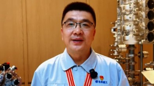 交錢就能拿高級職稱？擦亮眼睛！別信！