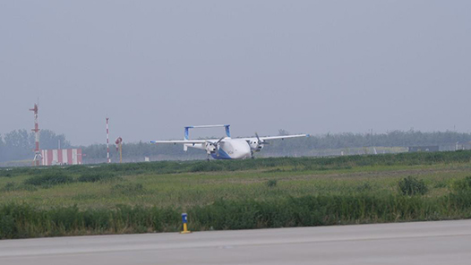 首飛成功！我國自主研發(fā)“無人飛行卡車”HH-200來了