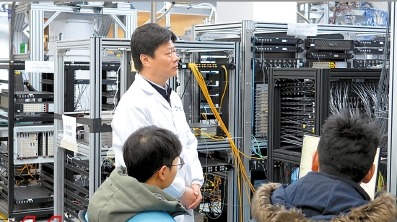 郭國平：英雄走窄門