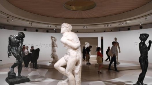 米開朗基羅與羅丹作品聯(lián)展在法國盧浮宮揭幕